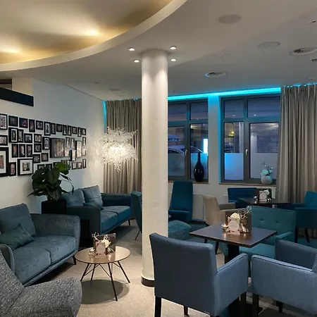 Hotel Kraemerbruecke 4*