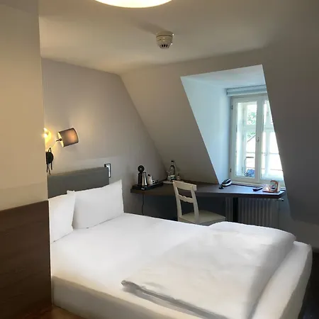Szálloda Kraemerbruecke Erfurt