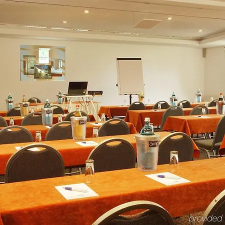 Hotel Kraemerbruecke 4*