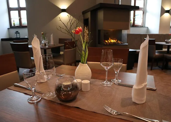 Kraemerbruecke Hotel 4*