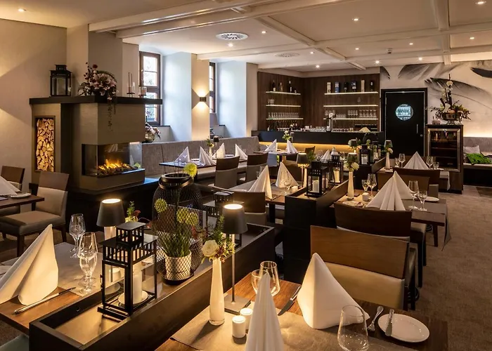 Kraemerbruecke Otel 4*